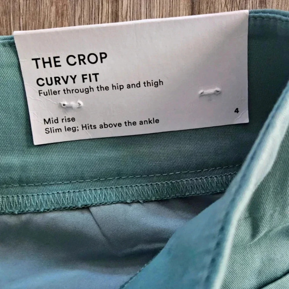 Ann Taylor Curvy Fit Cropped Pants - Size 4 - Picture 5 of 6